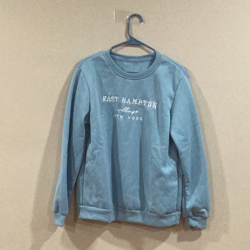Shein Women’s Light Blue Crewneck Size Large “New Hamptons”